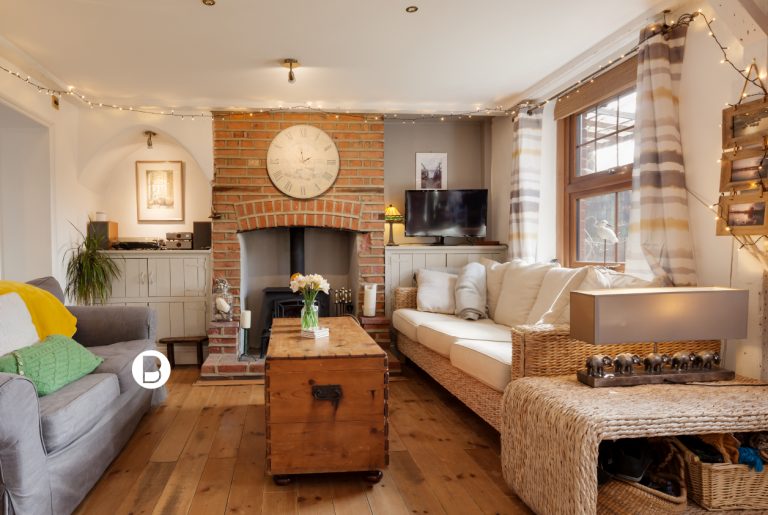 Give Your Windows The Cottagecore Look