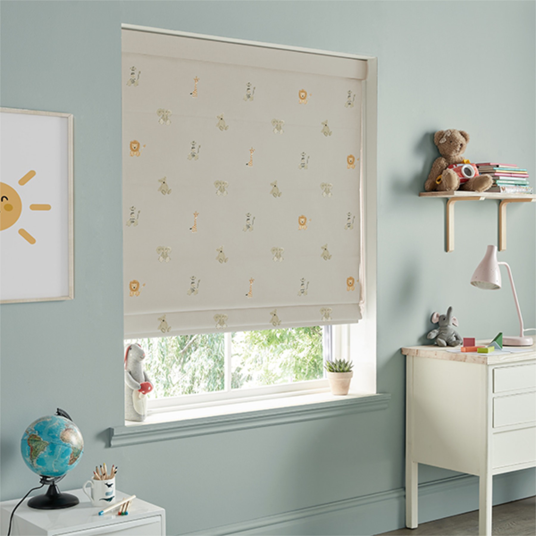 Sophie Allport Bears Linen Roman Blind