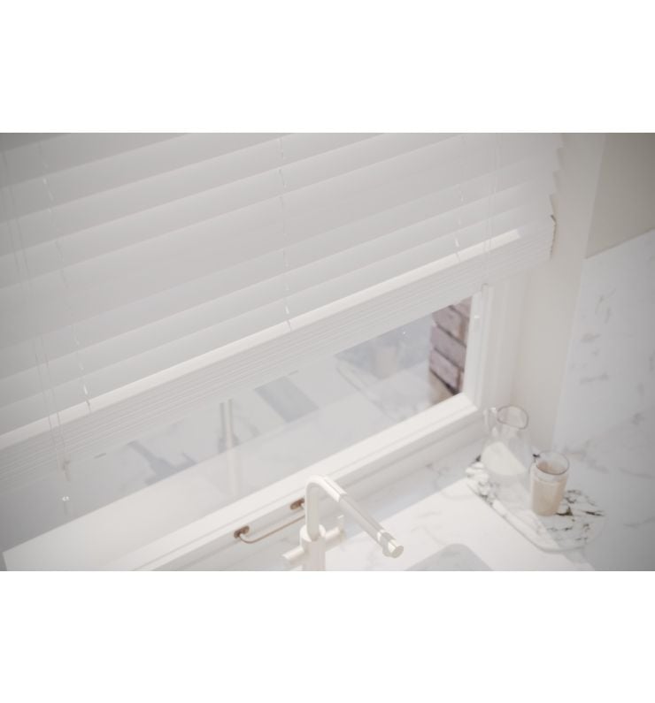 Style White Smooth Faux Wood Venetian Blind