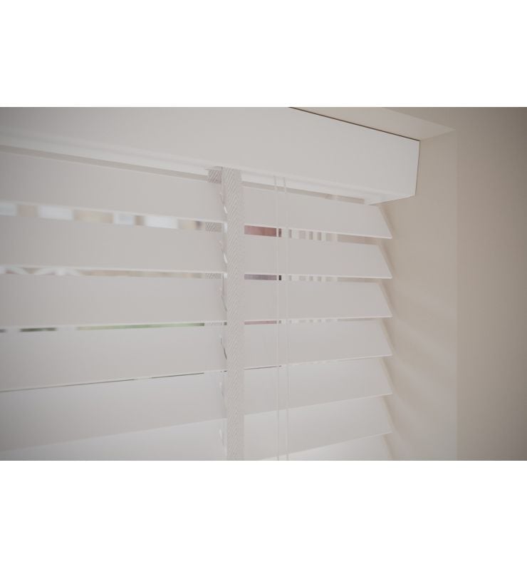 Style White Smooth Faux Wood with White Tapes