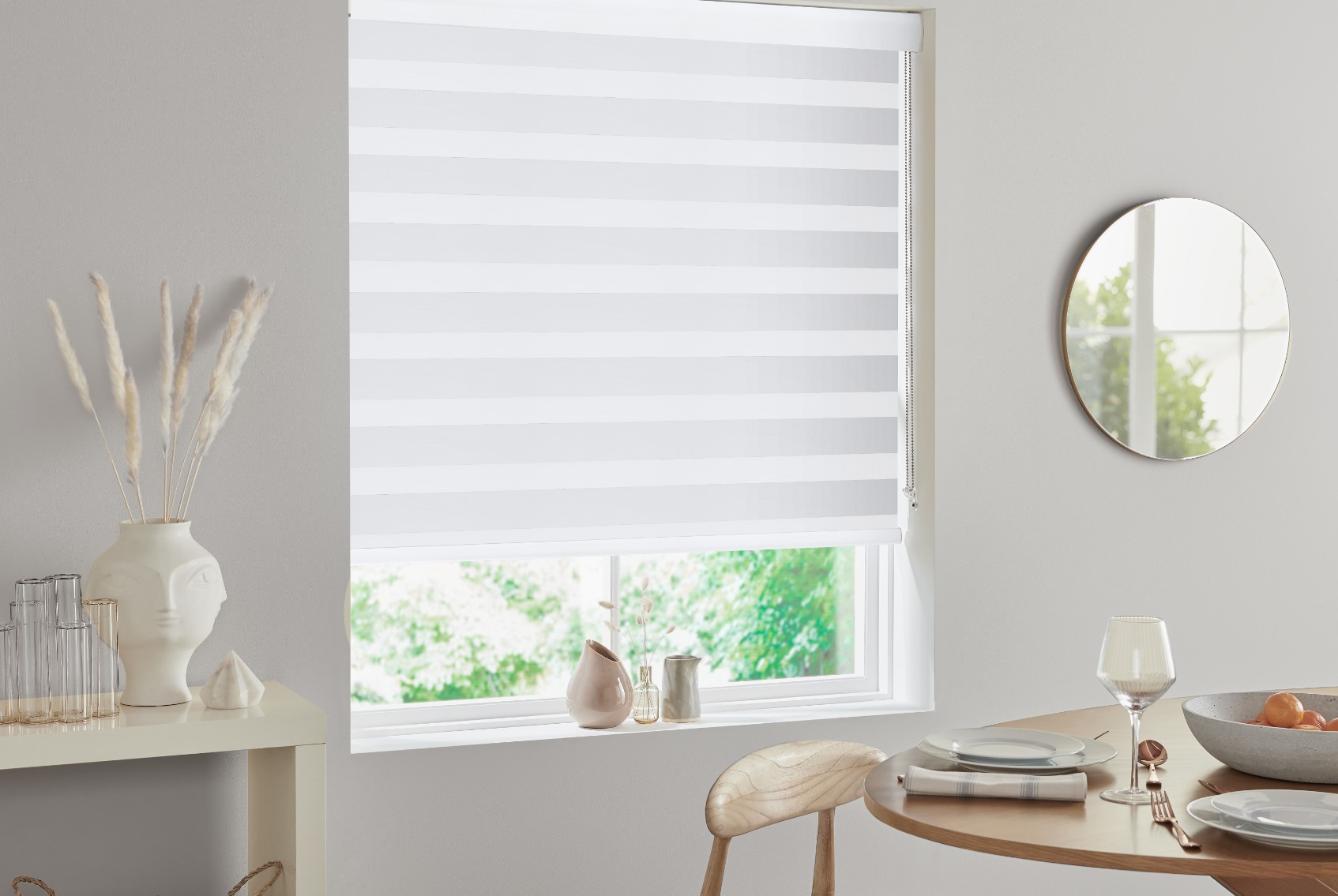 Worstead Ice Dimout Day & Night Blind