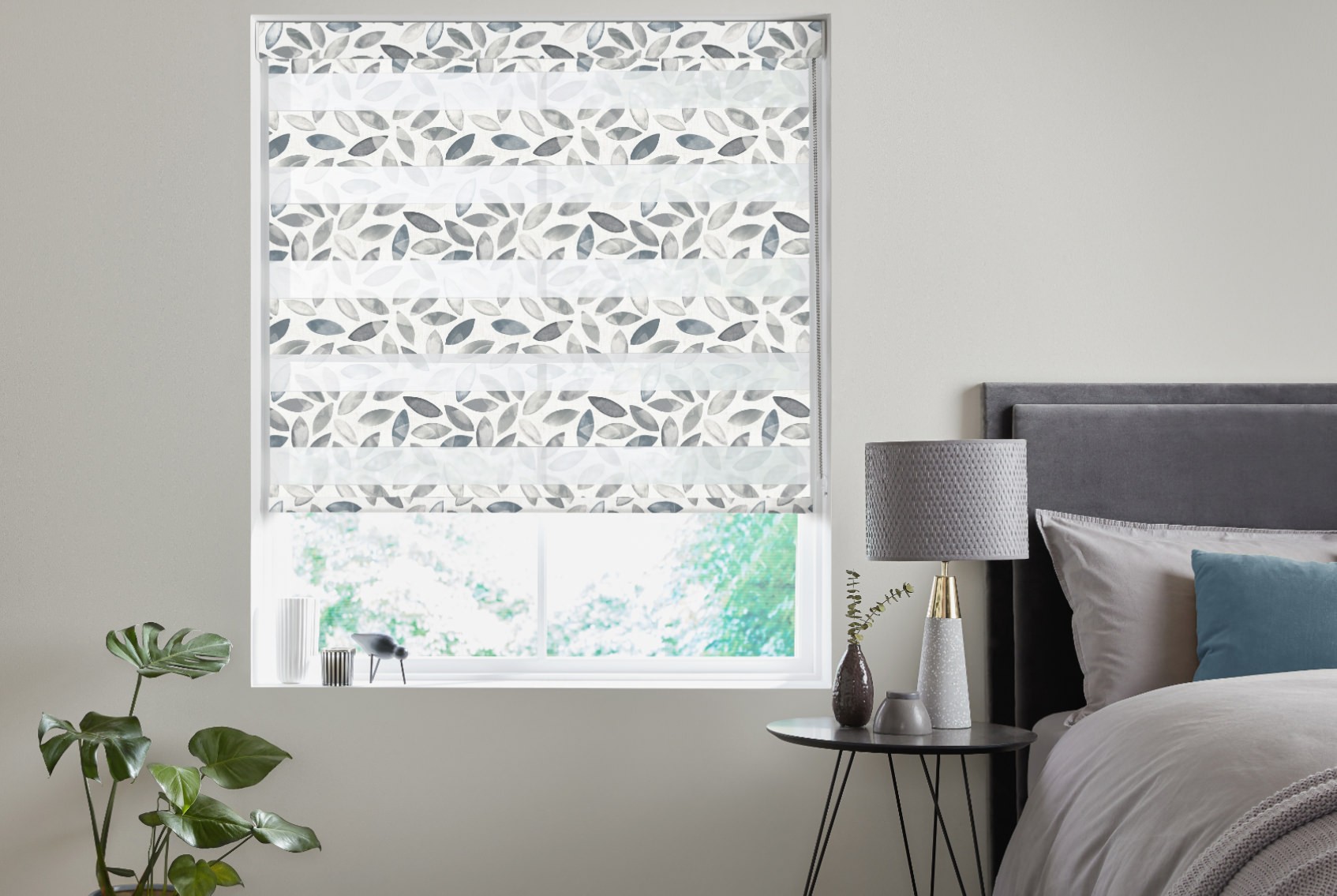 Stody Smoke Blackout Day & Night Blind