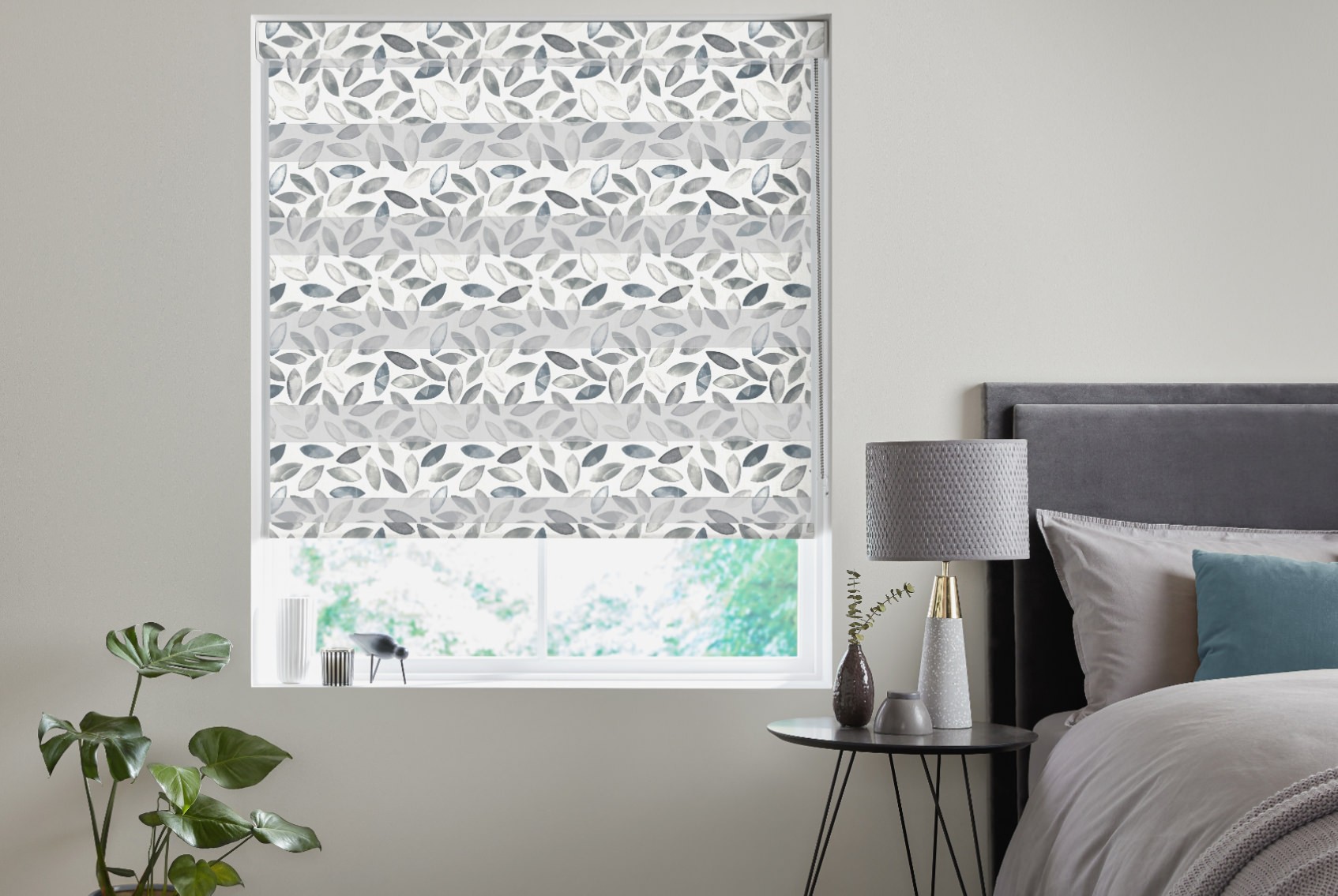 Stody Smoke Blackout Day & Night Blind