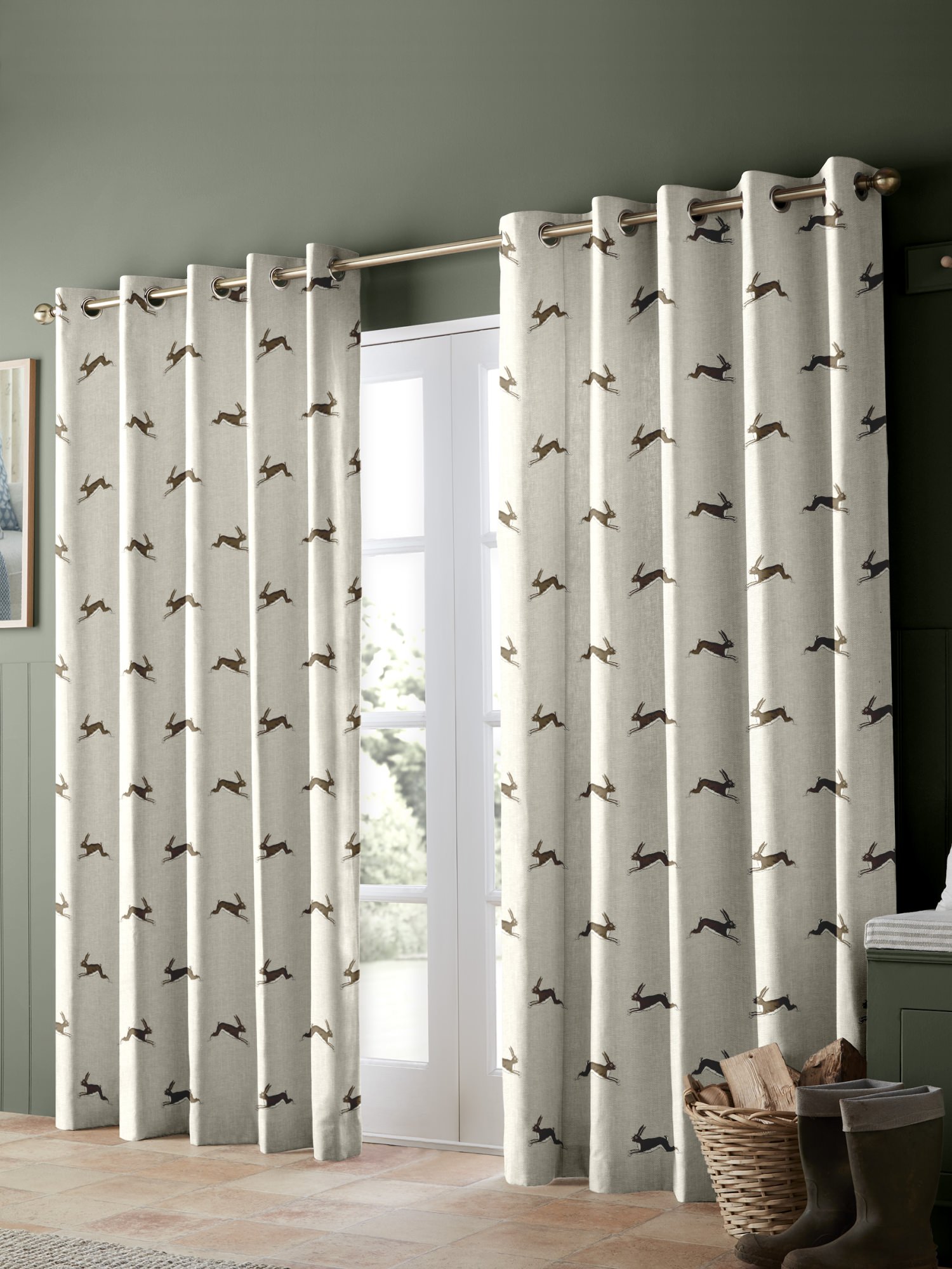 emily bond alice stone curtains