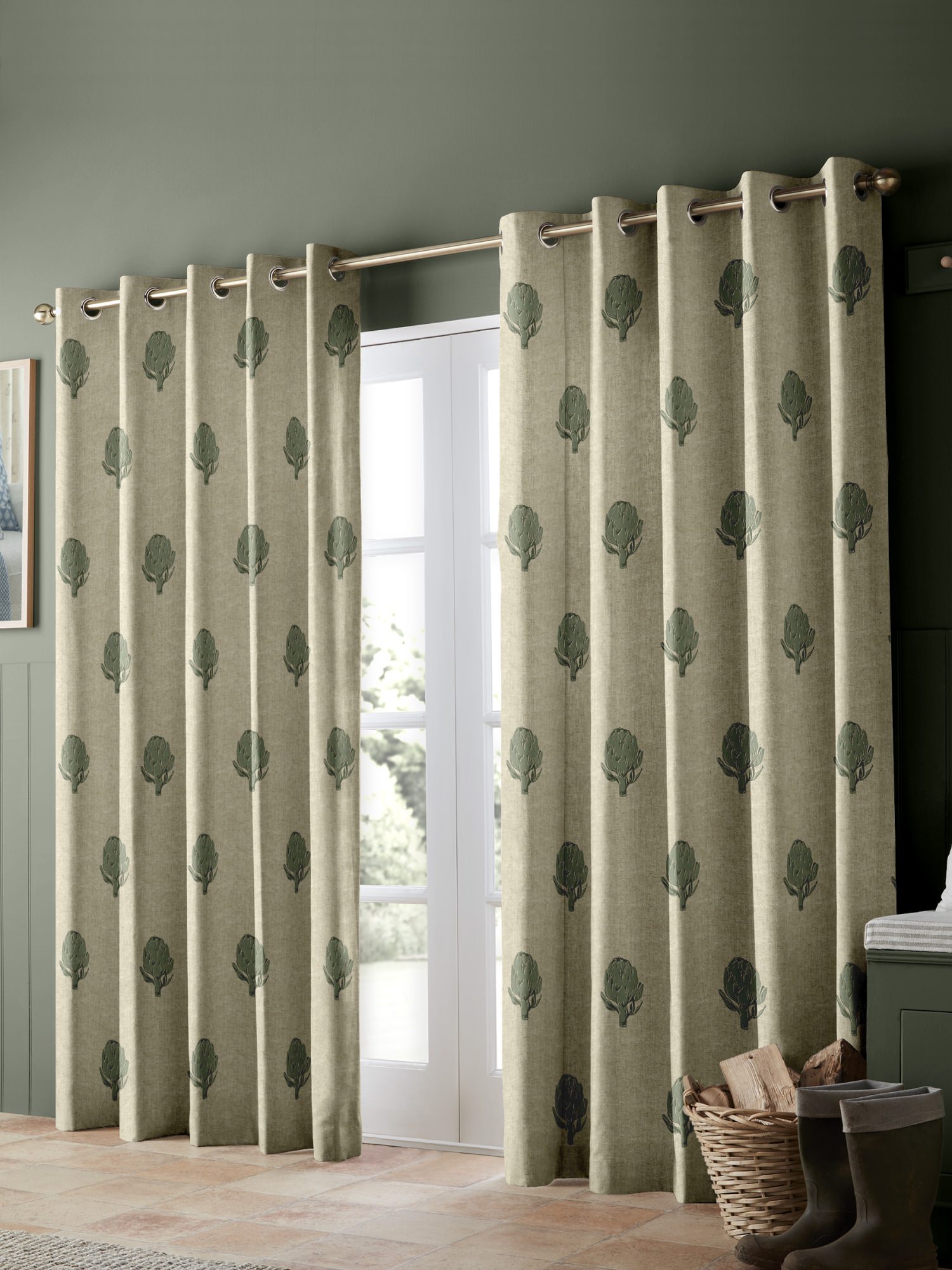 emily bond globe fern curtains