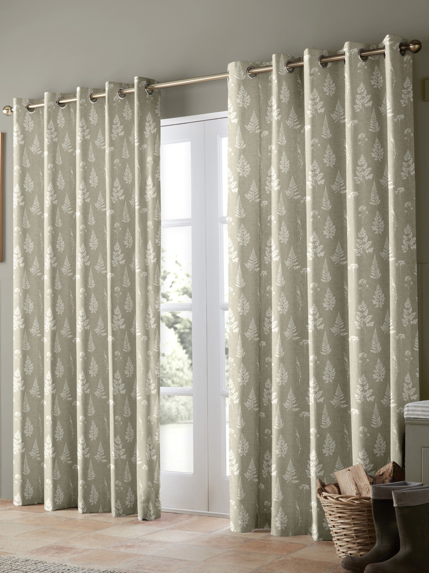 emily bond tynesfield linen curtains