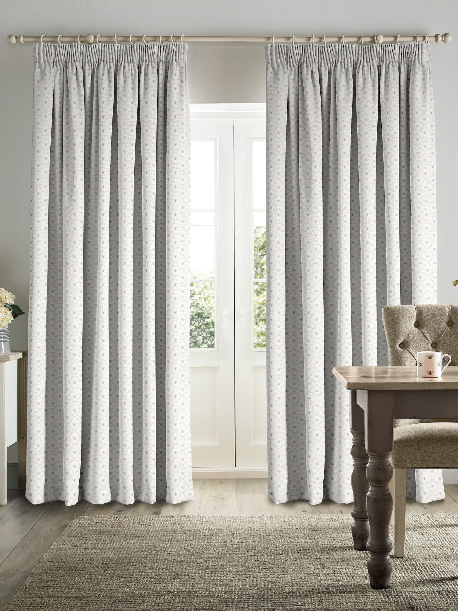 sophie allport bees & leaves white curtains