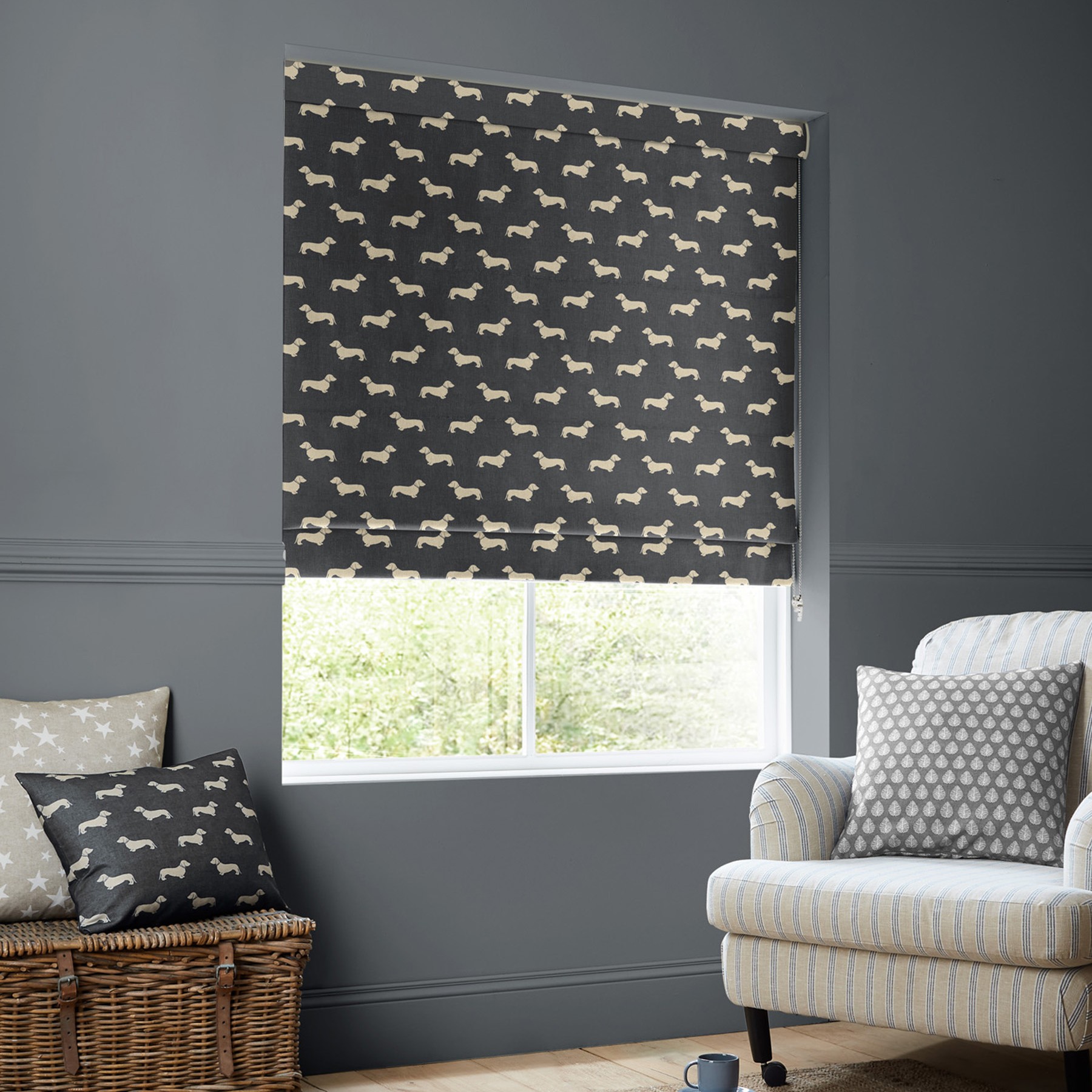 Emily Bond Peggy Smoke Roman Blind