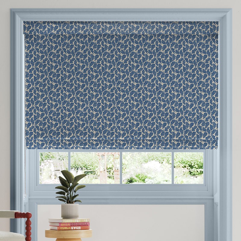 Land & Shore Oak Leaf Blue Roman Blind