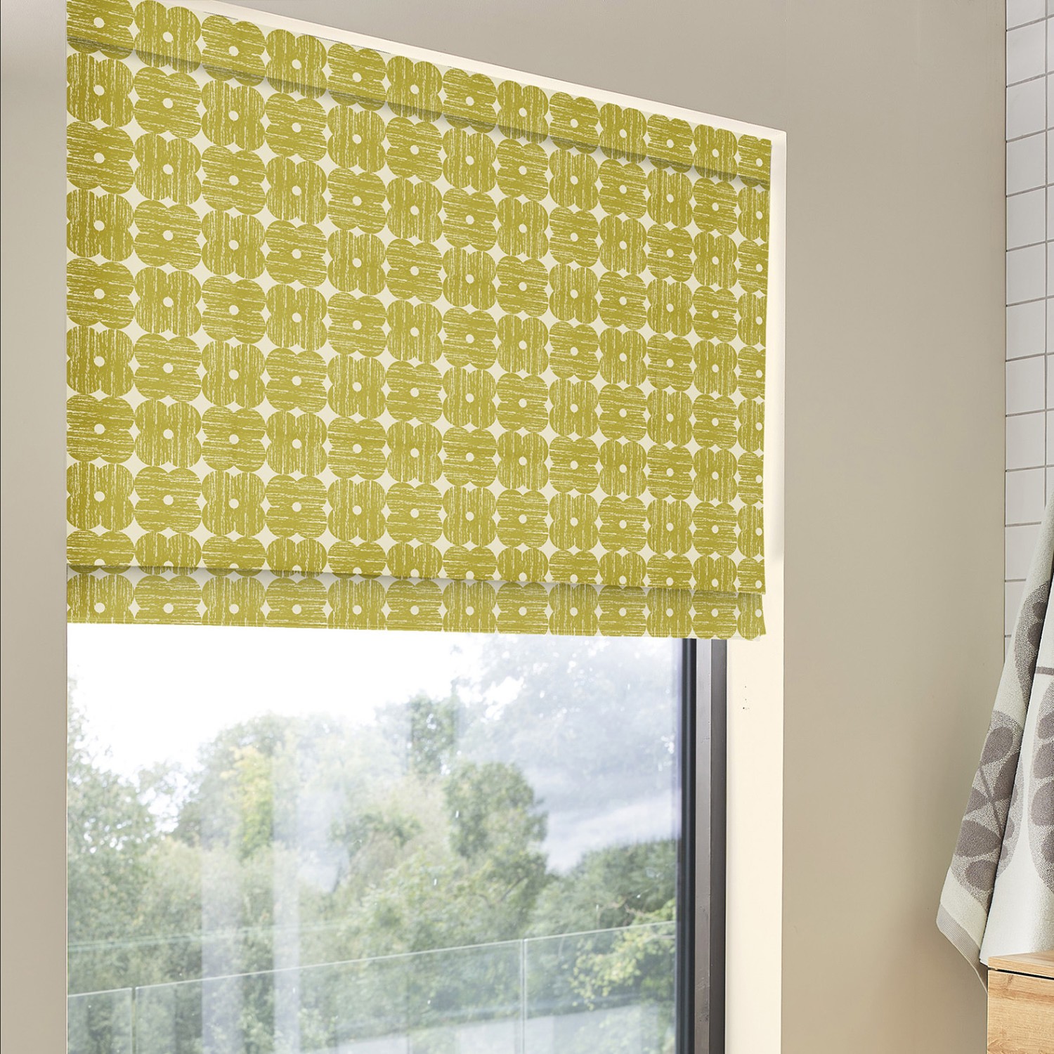 orla kiely textured flower yellow roman blind