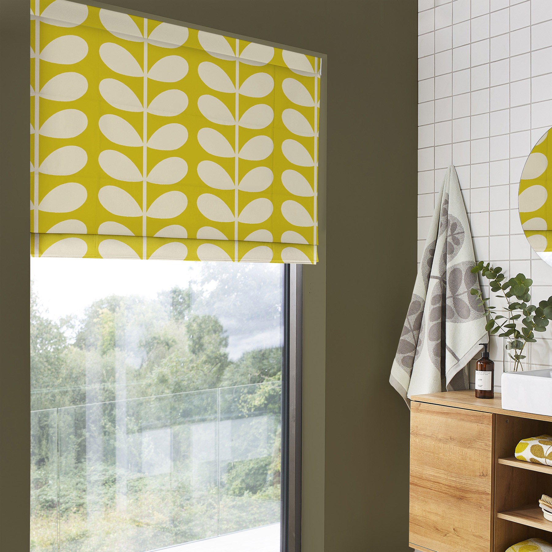 Orla Kiely Jumbo Solid Stem Yellow Roman Blind