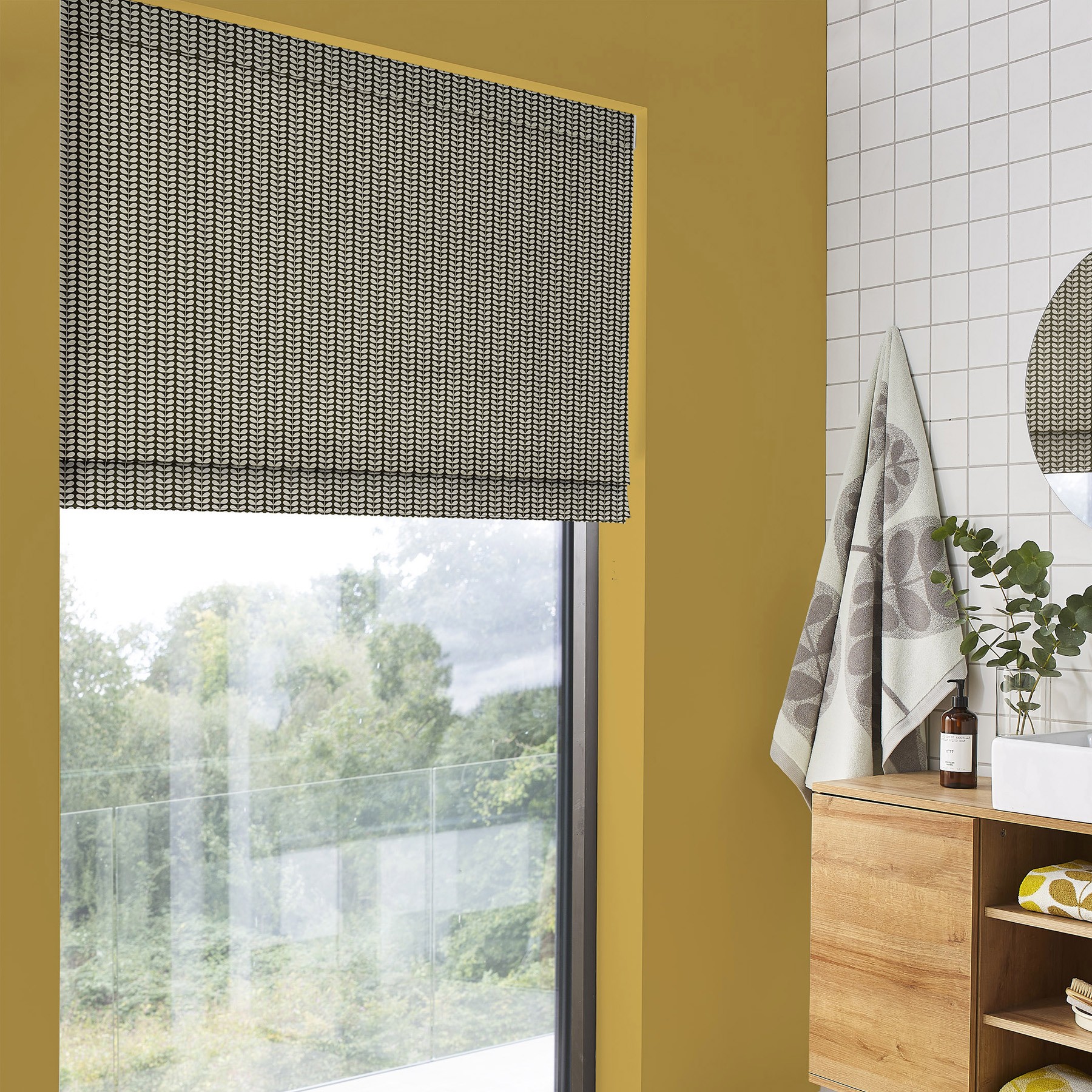 Orla Kiely Tiny Stem Black Roman Blind
