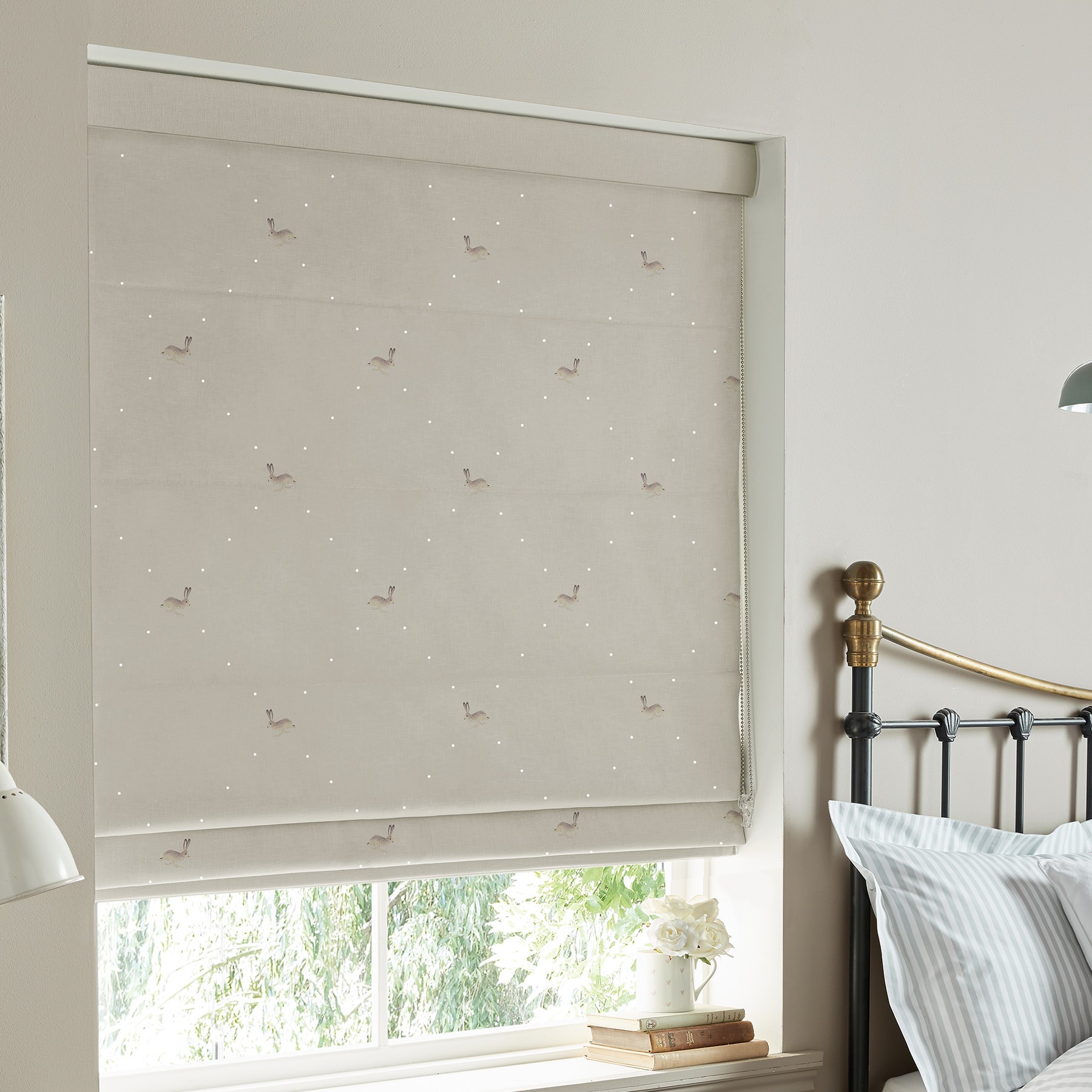 Sophie Allport Hare  Linen Roman Blind
