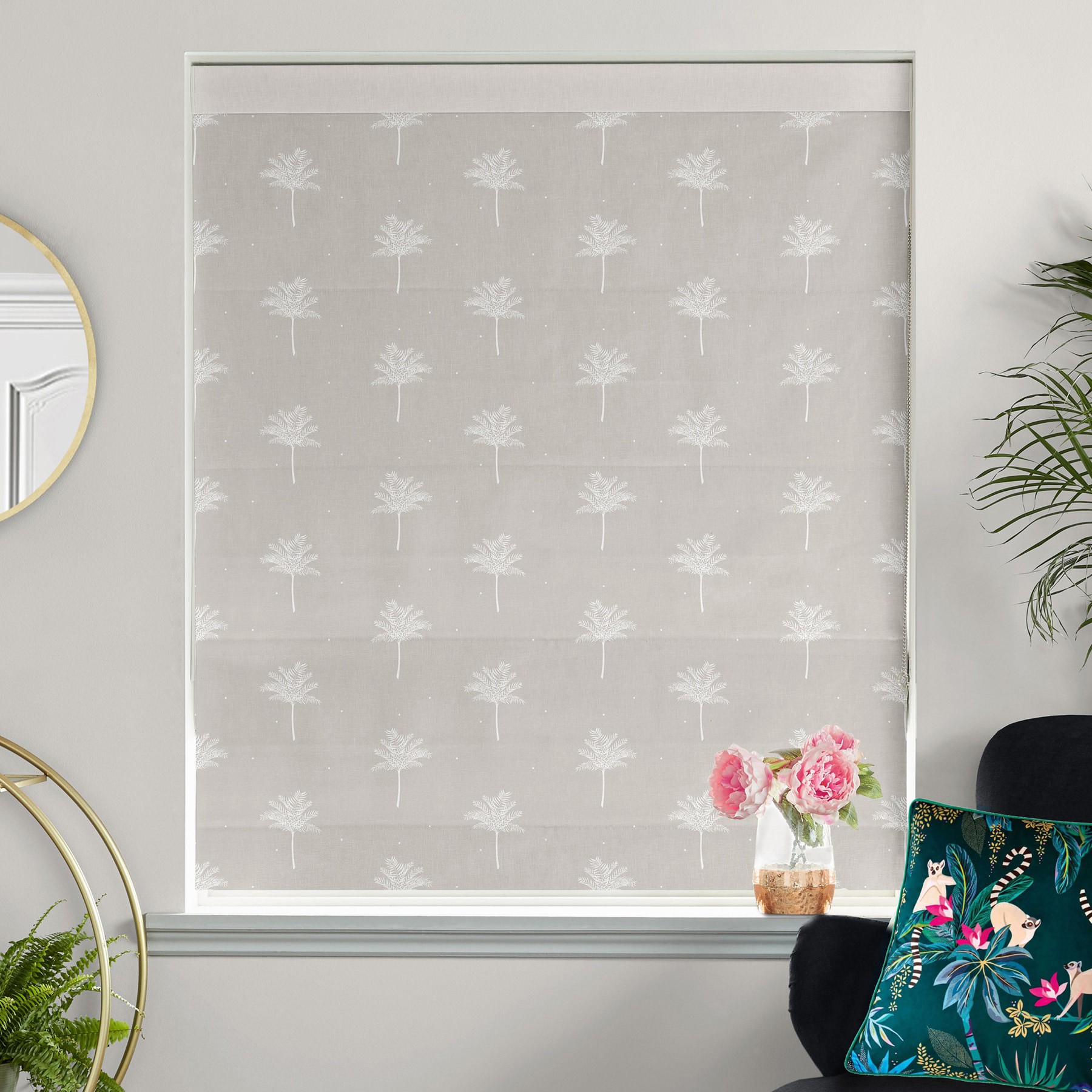 Sara Miller Small Palm Tree Linen Roman Blind
