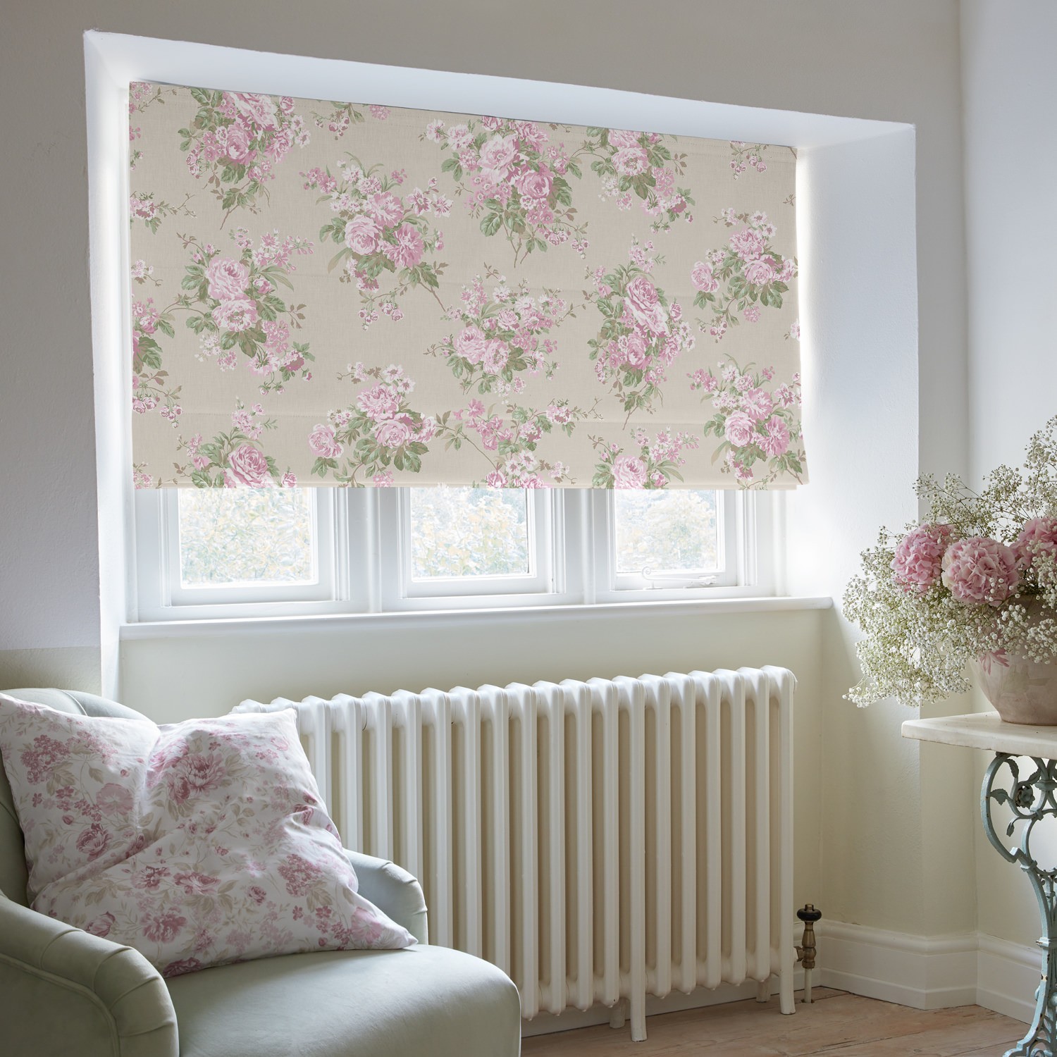 rose chintz pink floral roman blind